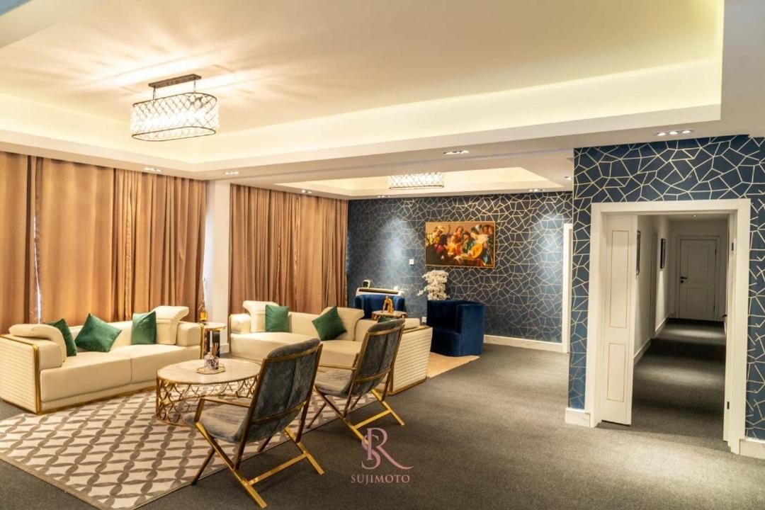 Sujimoto Residences Macdonald Lagos Exteriör bild
